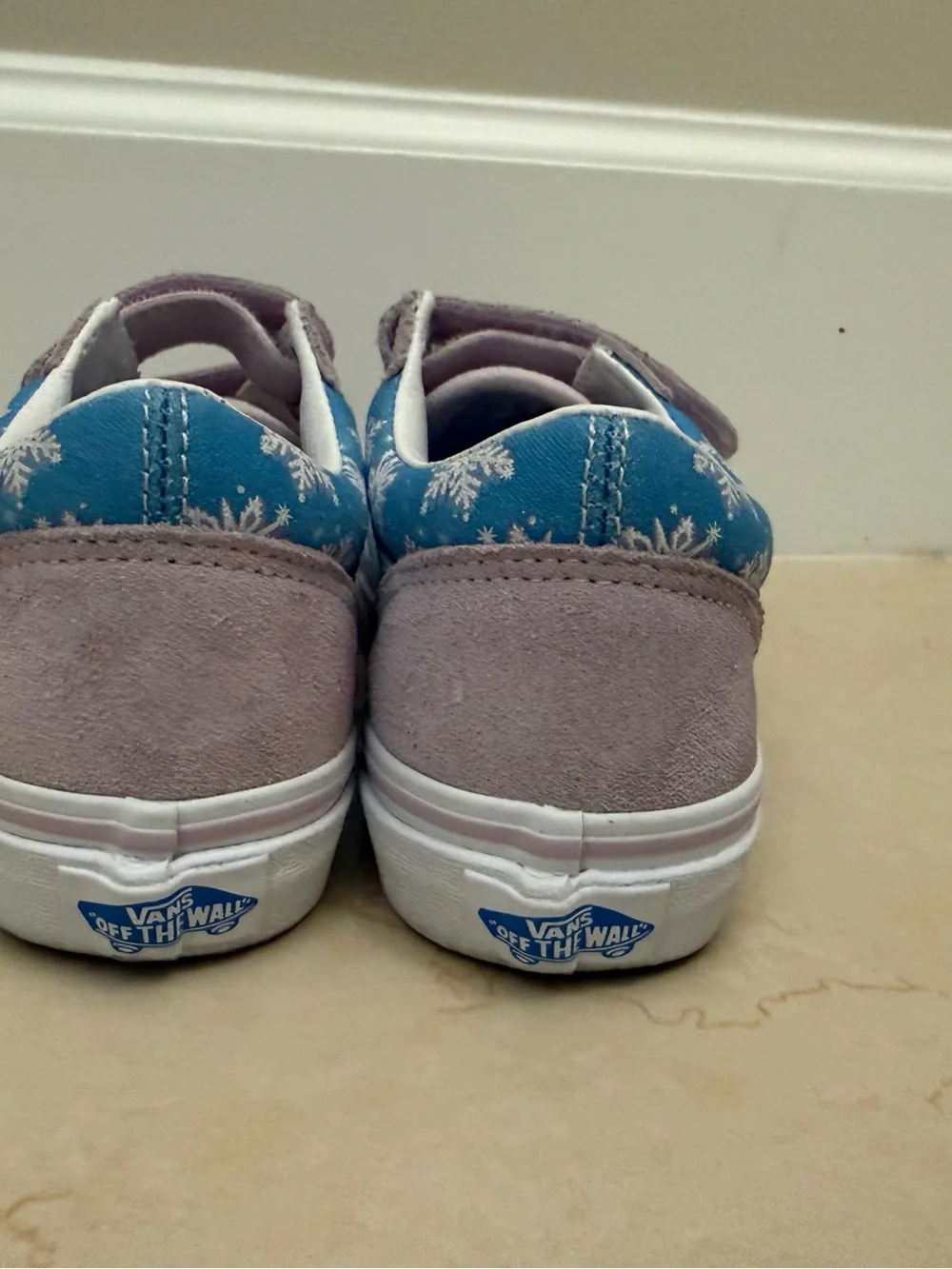 Vans Frozen Kids Velcro Sneakers size 1